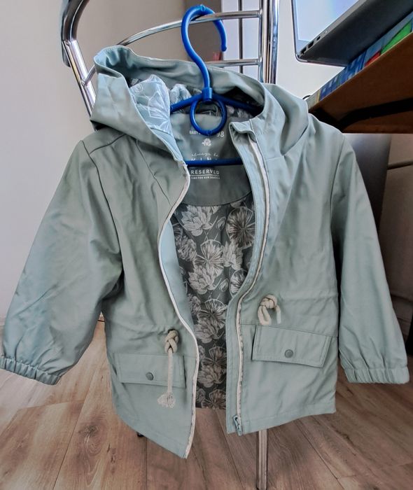 Детская осенняя курточка 98см