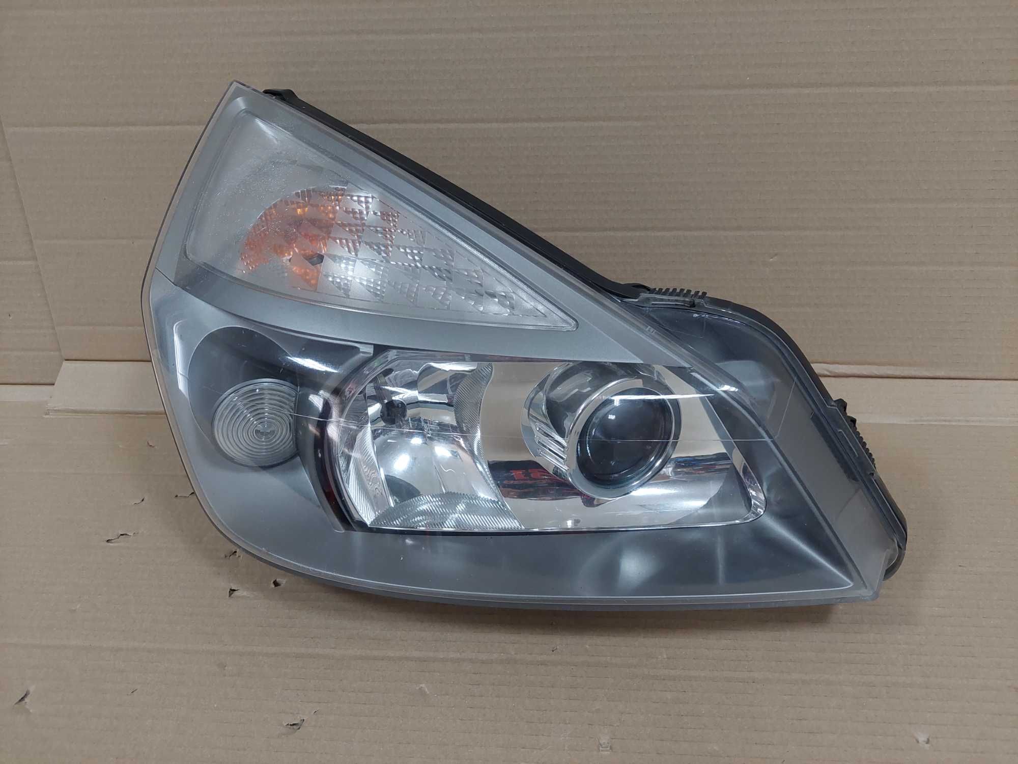 Renault Espace 4 IV 02-06r lampa Bi Xenon nieskrętny prawa EU KPL BDB