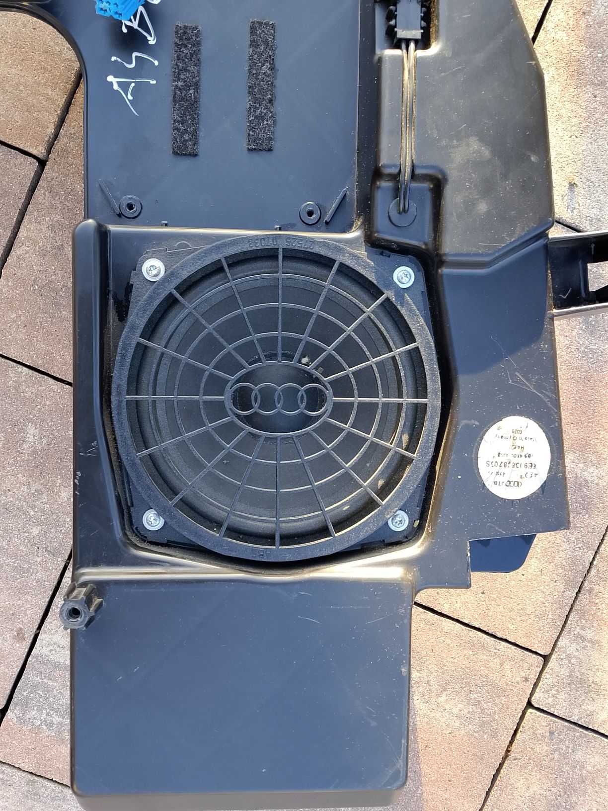 Subwoofer głośnik BOSE Audi A4 B6,8E9035.382