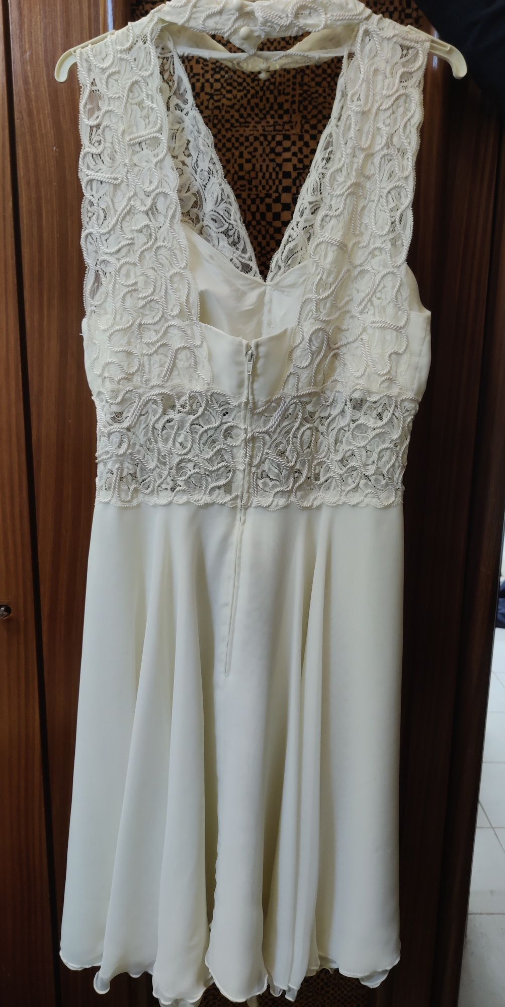 Vestido branco com renda