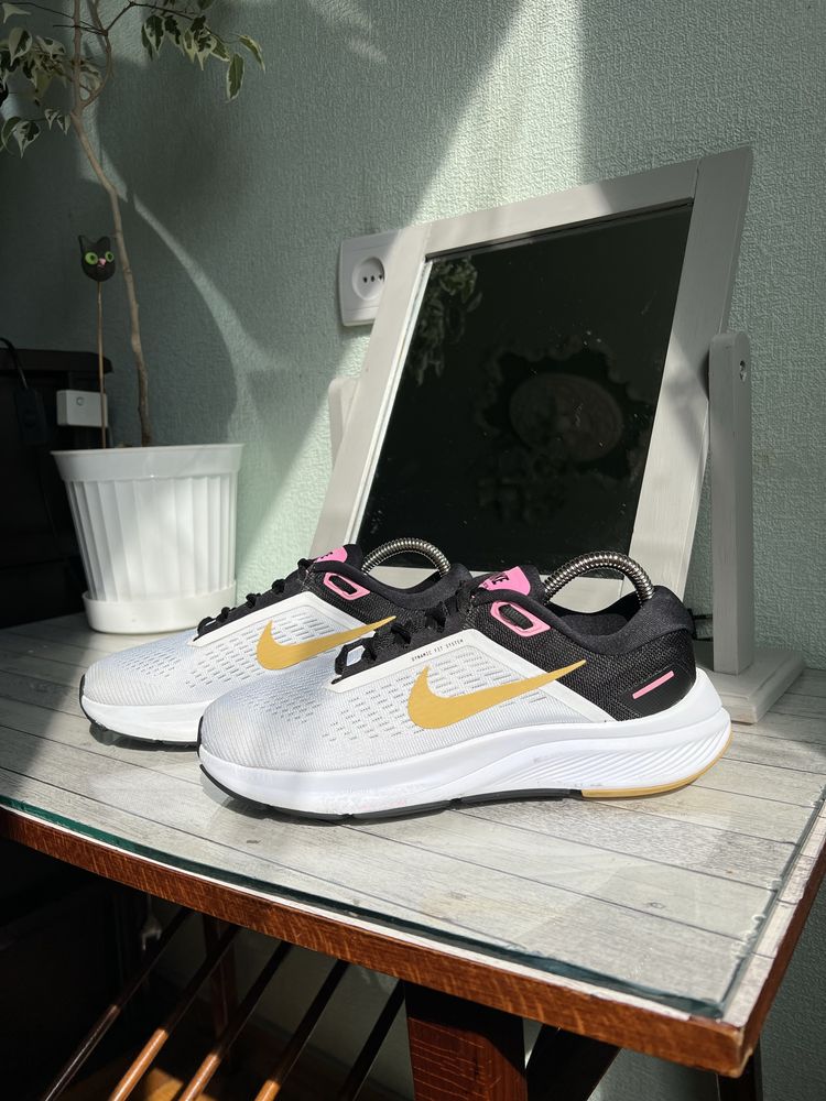 Nike Air Zoom Structure 24  Женские спортивные-беговые кроссовки