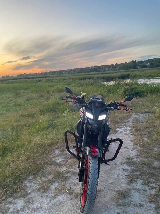 Продам мотоцикл спарк р33  250