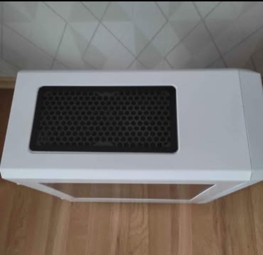 Komputer stacjonarny+ monitor