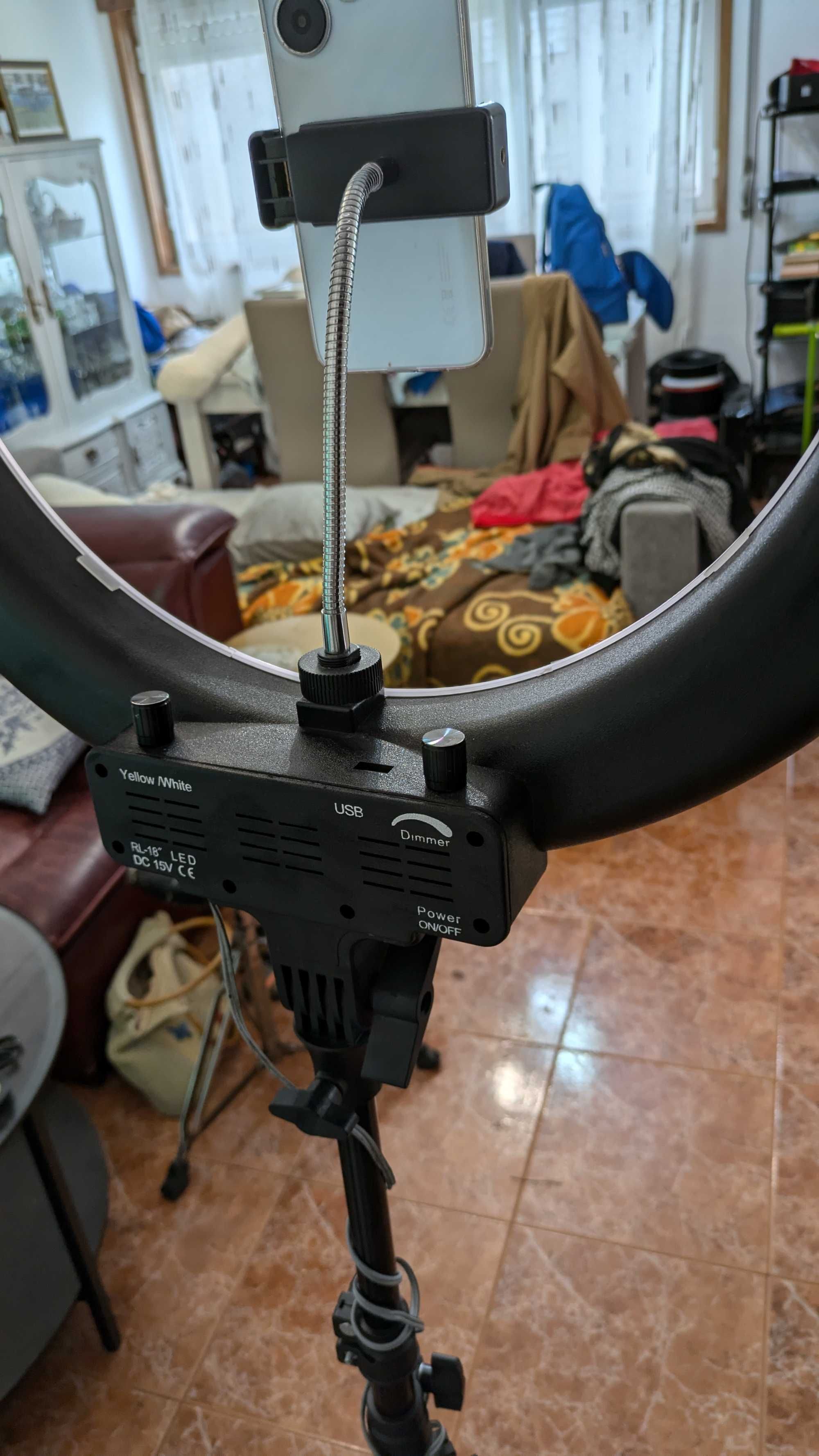receptores de TV satélite novos comandos + 2 pratos parabólicas
