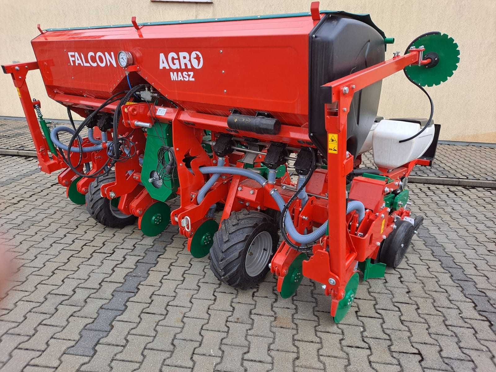 Siewnik punktowy  FALCON  z napędem Mechanicznym AGRO-MASZ  6 rzędów