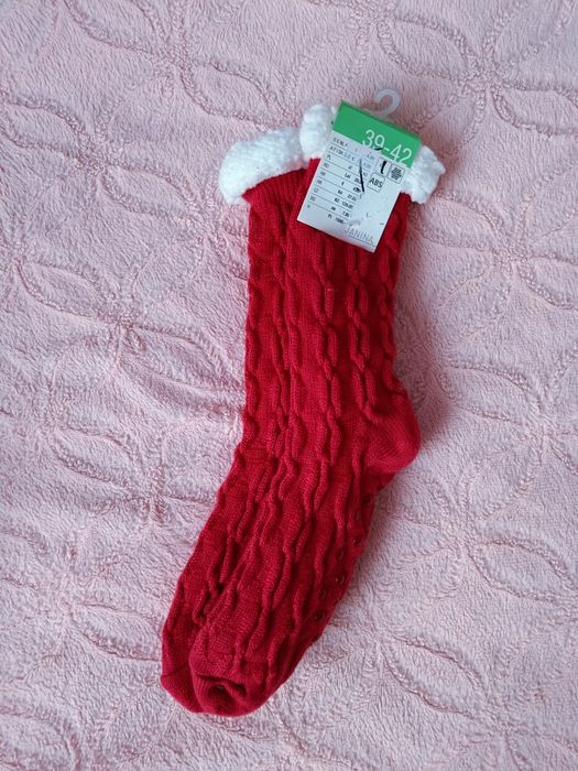 Nowe skarpety kapcie bambosze ocieplane z kożuszkiem antypoślizgowe