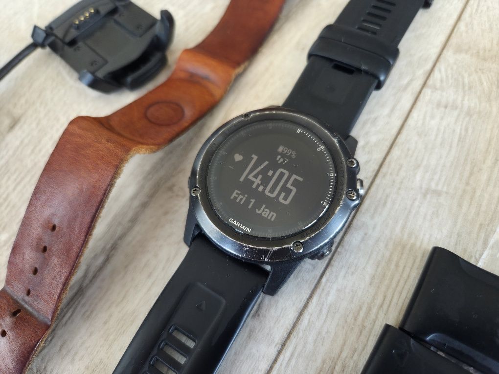 Garmin Fenix 3 HR Sapphire – Smartwatch GPS + 3 paski