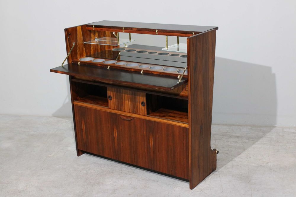 Móvel bar Johannes Andersen em pau santo modelo SK661 | Design Nórdico