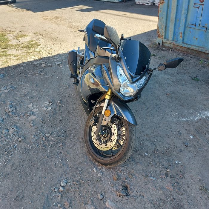 Продам мотоцикл Shineray Z1 250