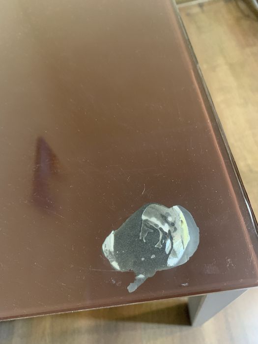 Продам стіл в гарному стані