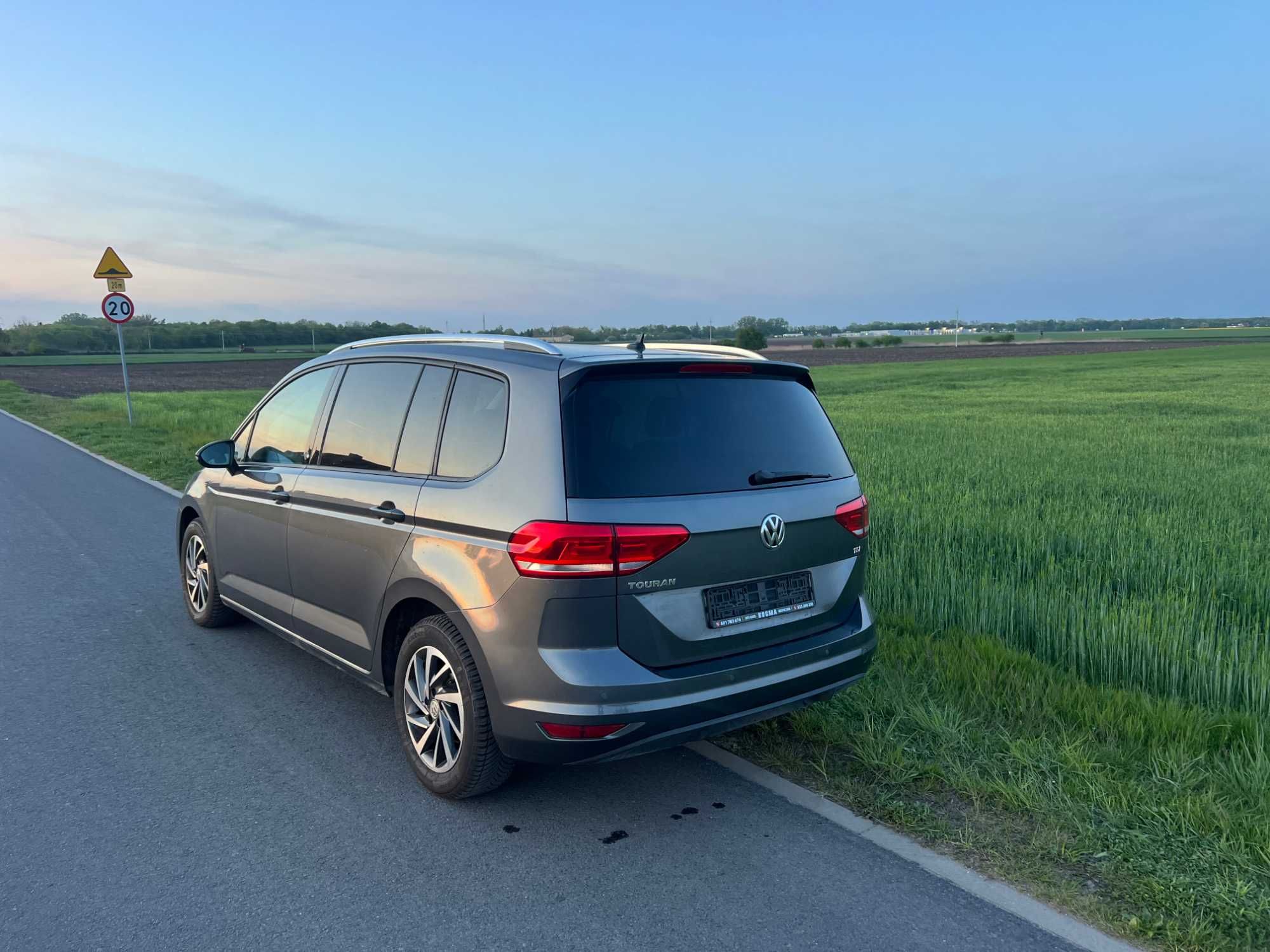 Volkswagen Touran 1.6tdi wersja SOUND