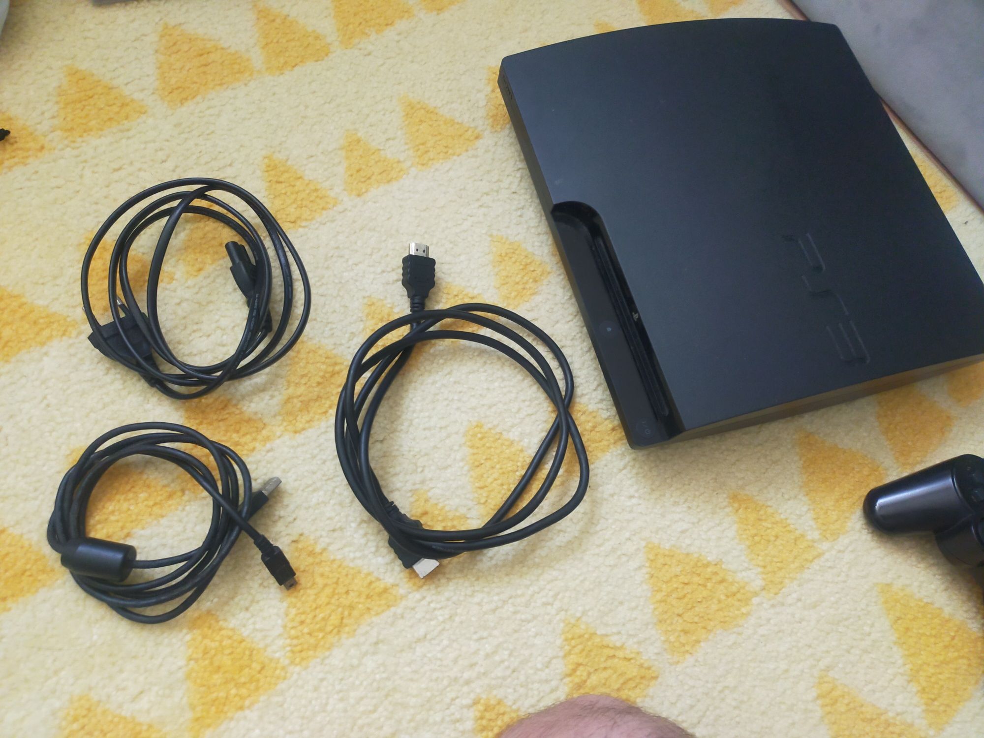 Ps3 + comandos e jogos   "ler descrição"