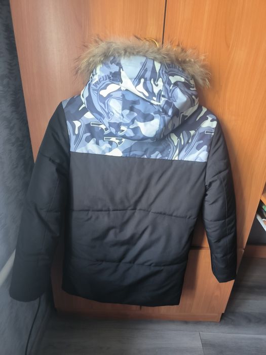 Продам куртку зима
