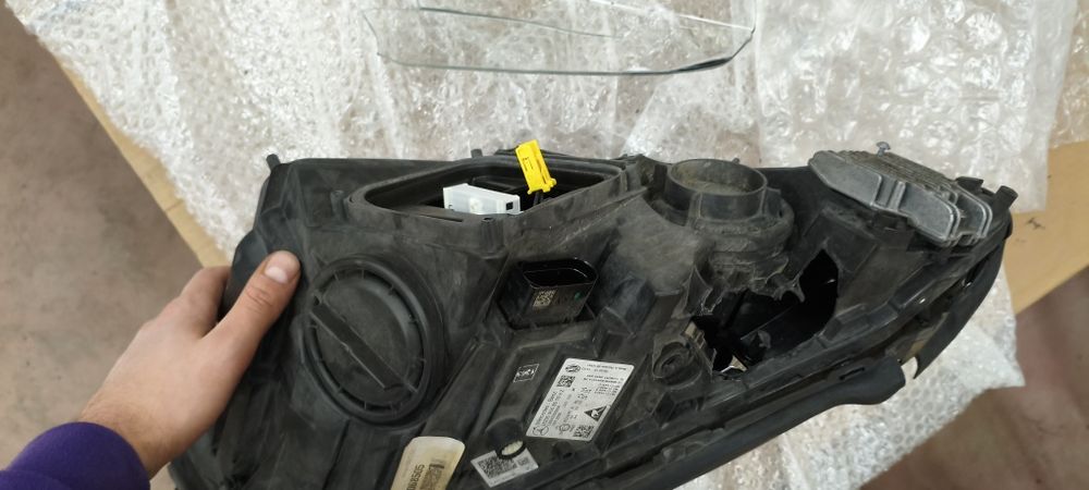 Lampa multibeam LED Mercedes Benz w205 lewa uszkodzona