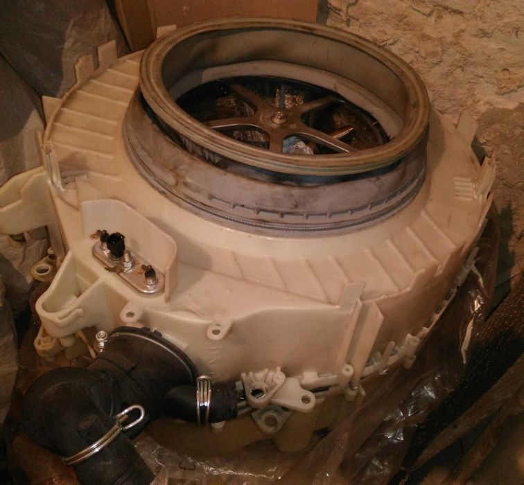 Бак пральної машини Bosch Maxx5, без хрестовини