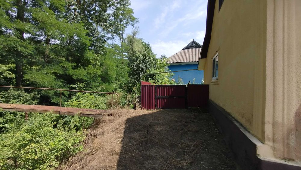 Продається  будинок у селі Пилипи