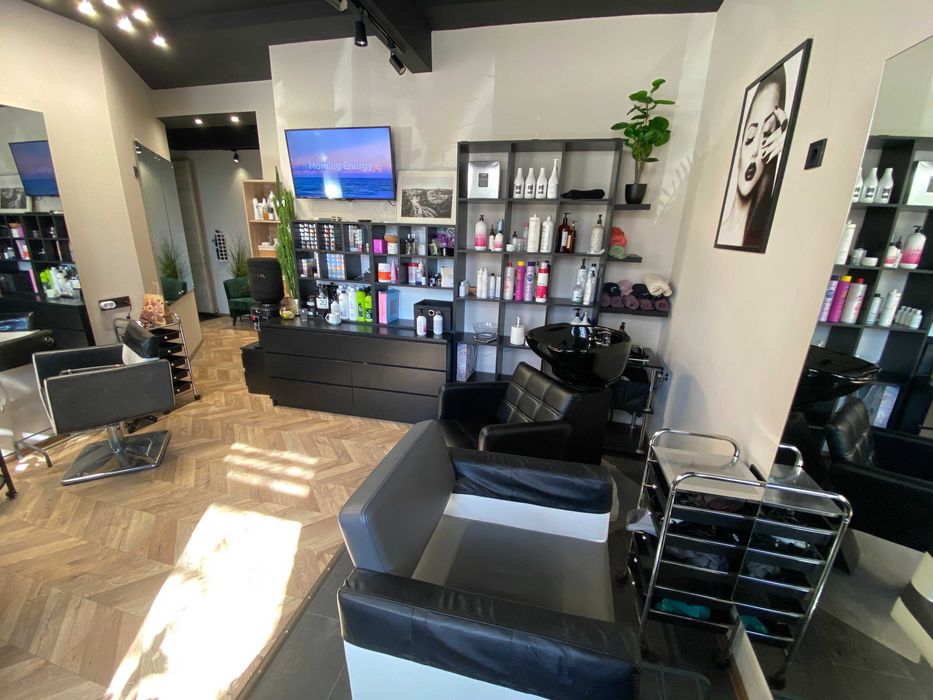 Оренда робочого місця салон краси Дружби народів, кератин, перукар