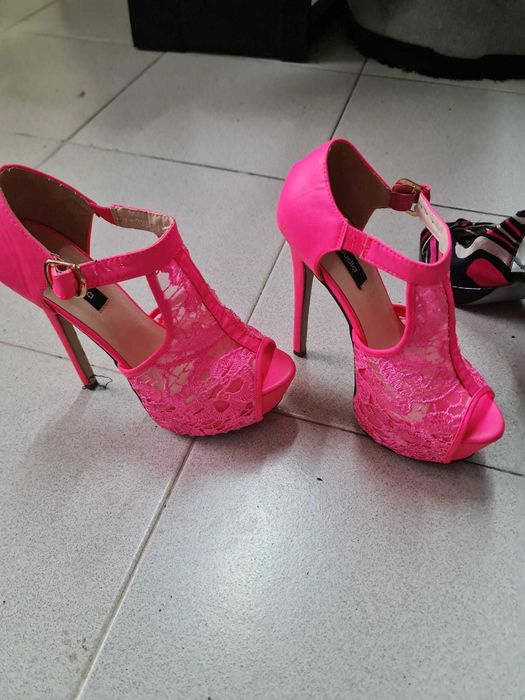 Sapato de Senhora - Tamanho 37