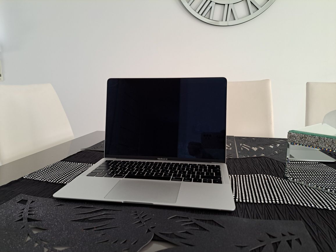 Macbook Air  Srebrny