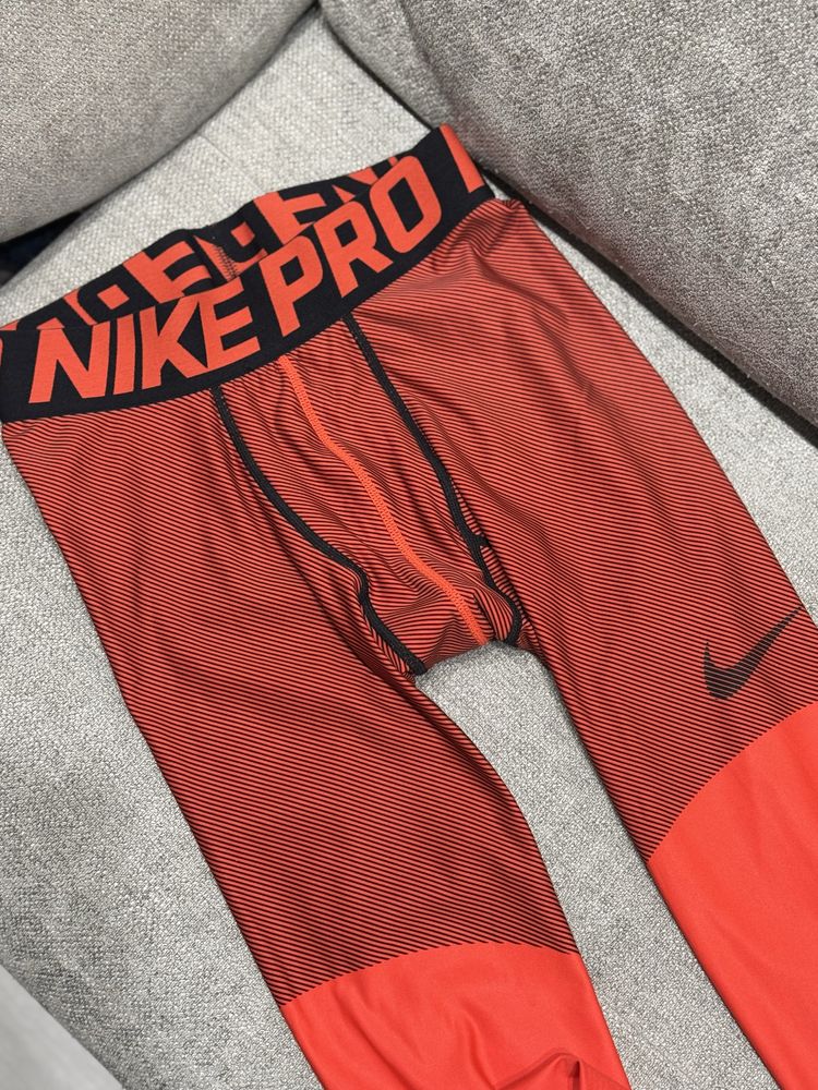 Тайси легінси nike pro
