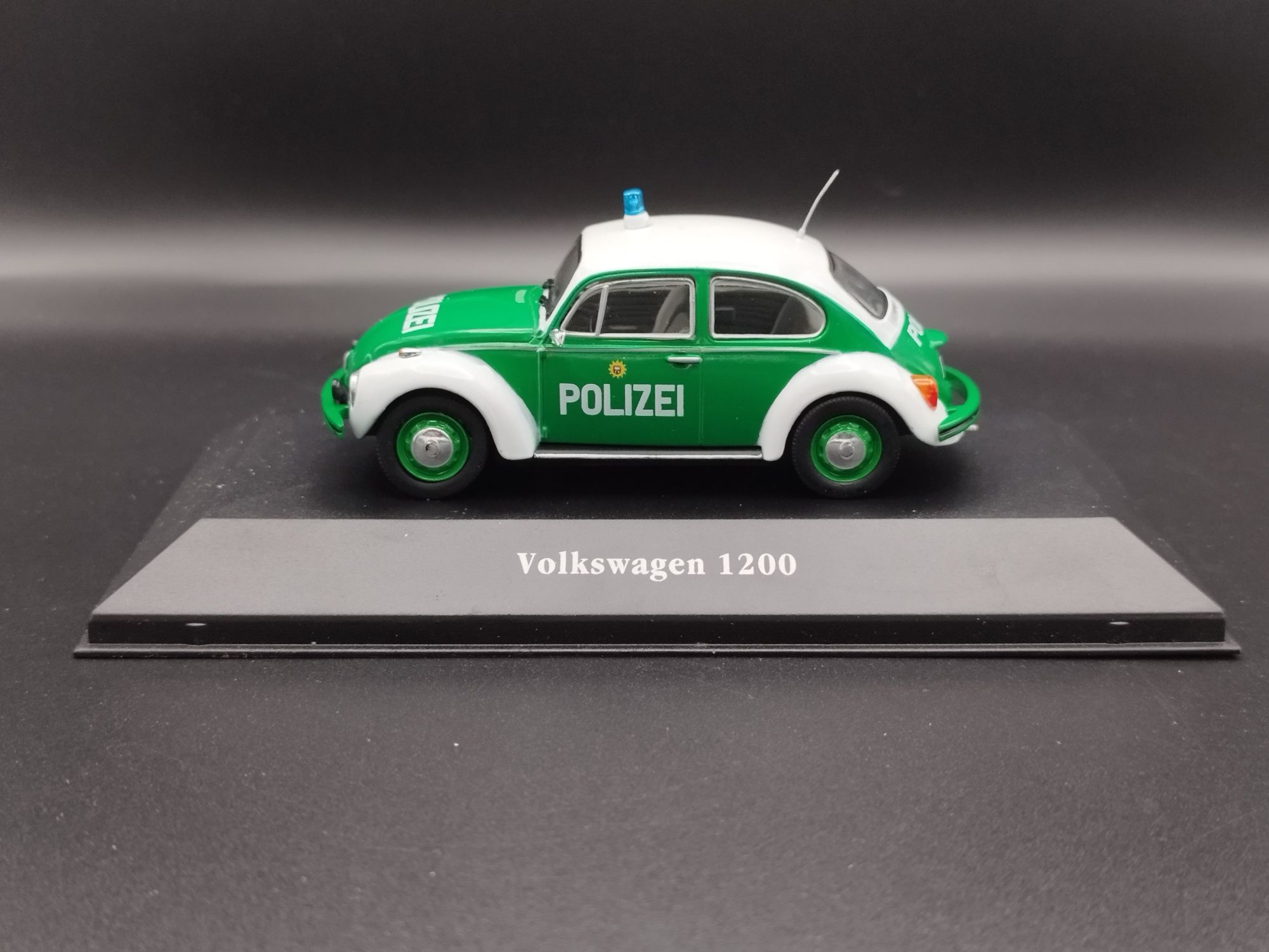 1:43 Atlas Volkswagen 1200 Garbus Polizei model nowy