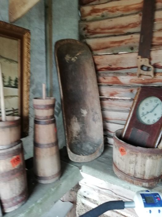 Drewniane duże beczki do ogrodu