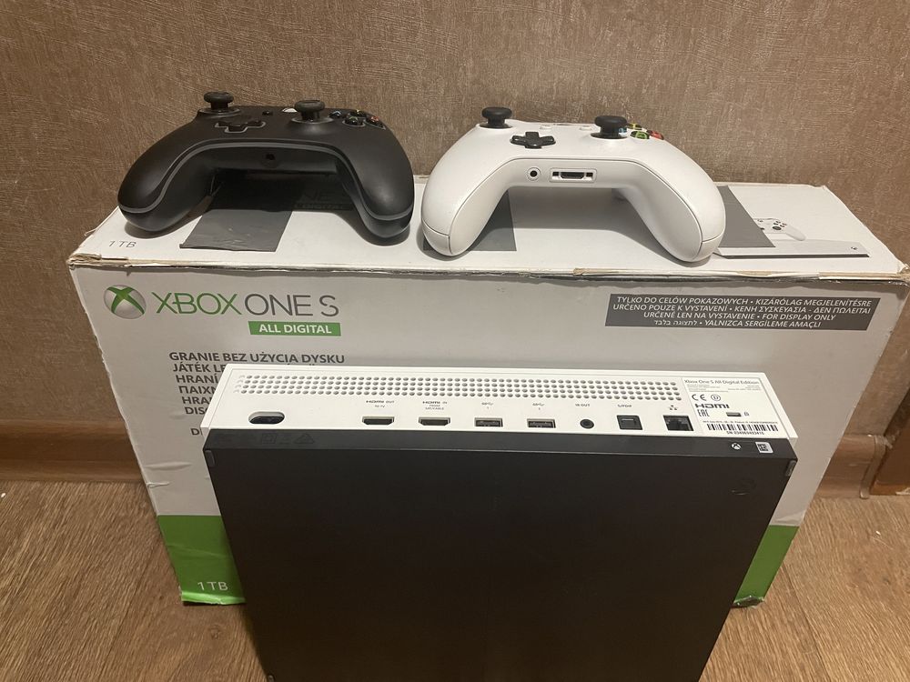 Xbox one s 1TBDigital