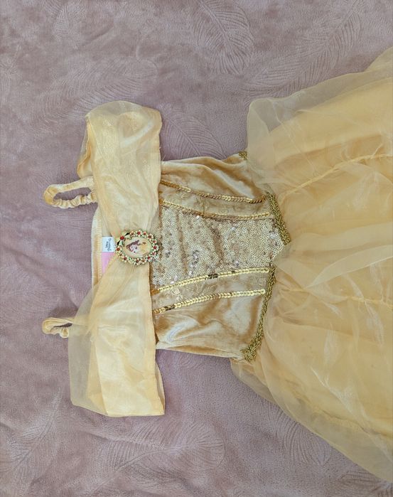 Карнавальна сукня Бель на 5-6 років. Стан нової