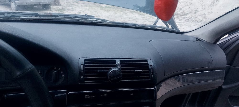 Бмв е39 525 2,5 м51 НА ХОДУ автомат бляха