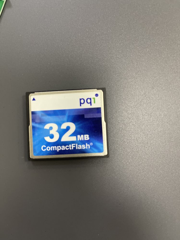 Карта пам"яті Compact Flash pqi 32Mb