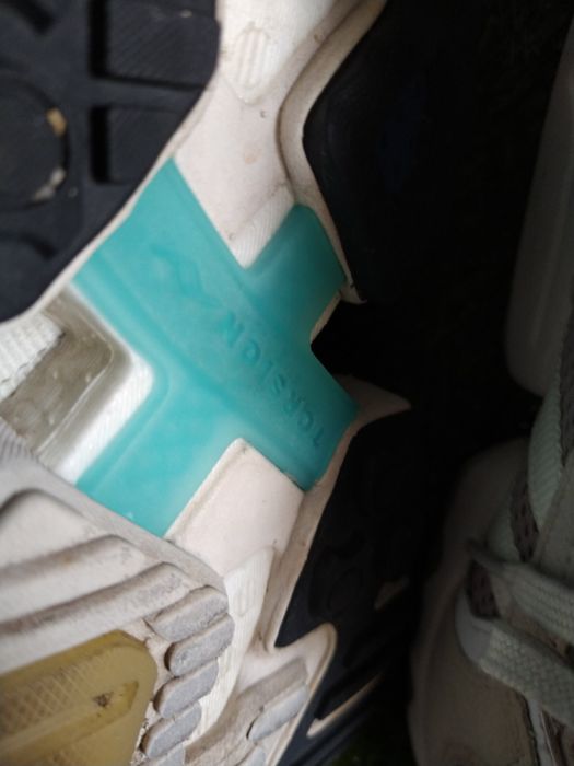 Sapatilhas novas Adidas ZX