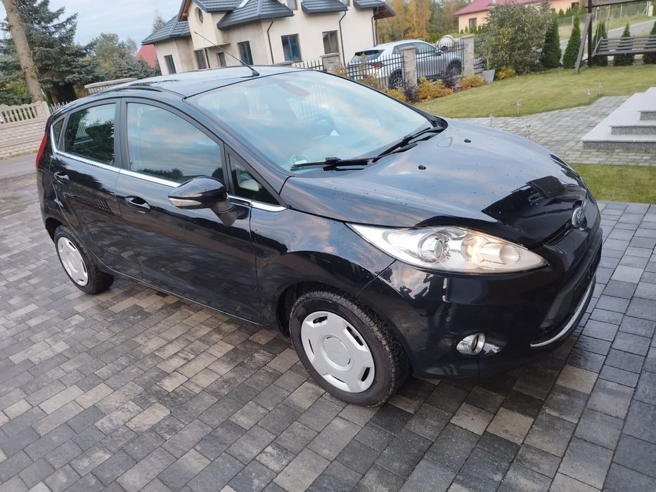 ładna*zadbana*sprowadzona*opłacona*wersja Titanium*zapraszam do zakupu