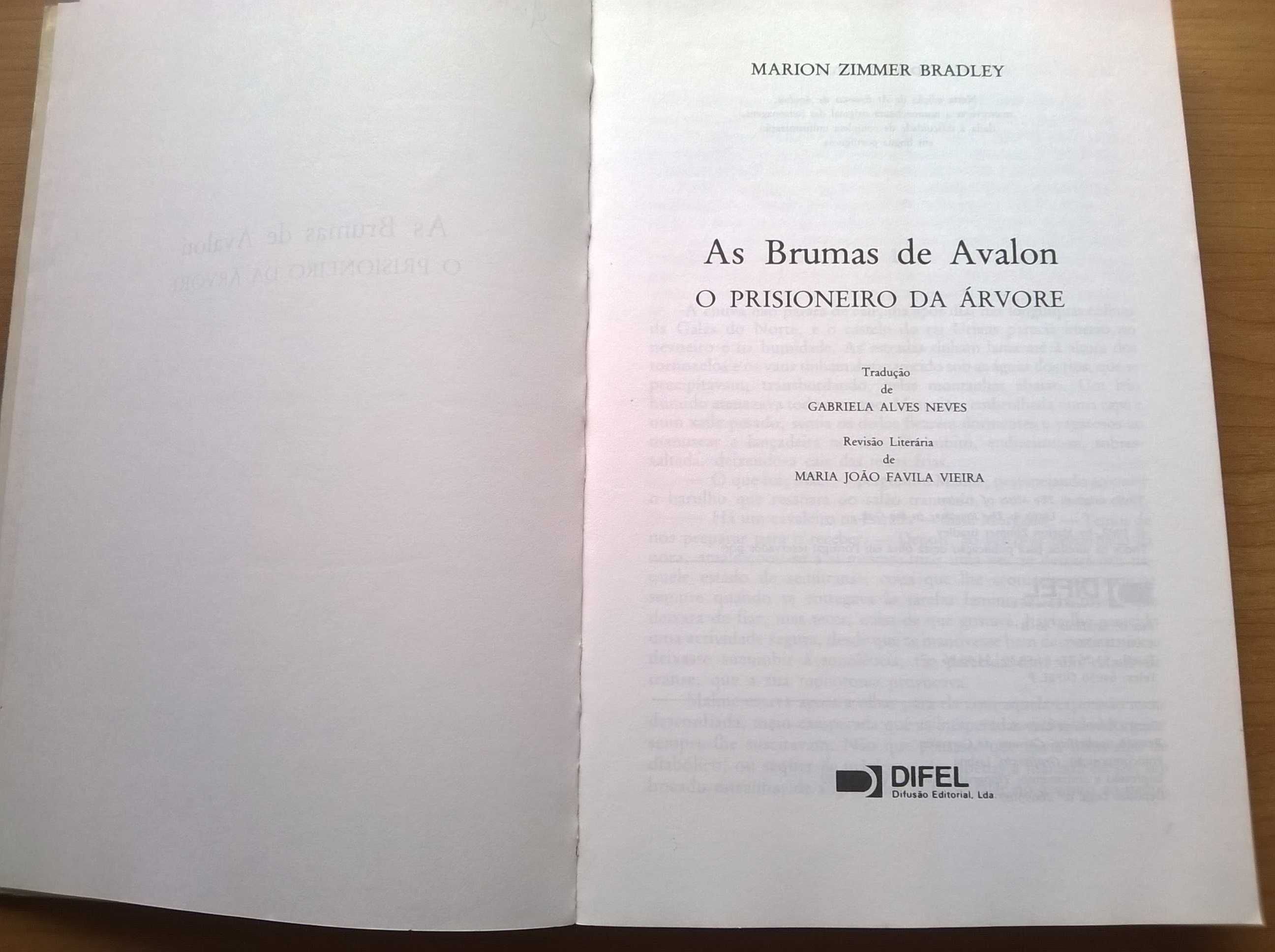 O Prisioneiro da Árvore - (livro 4) de As Brumas de Avalon