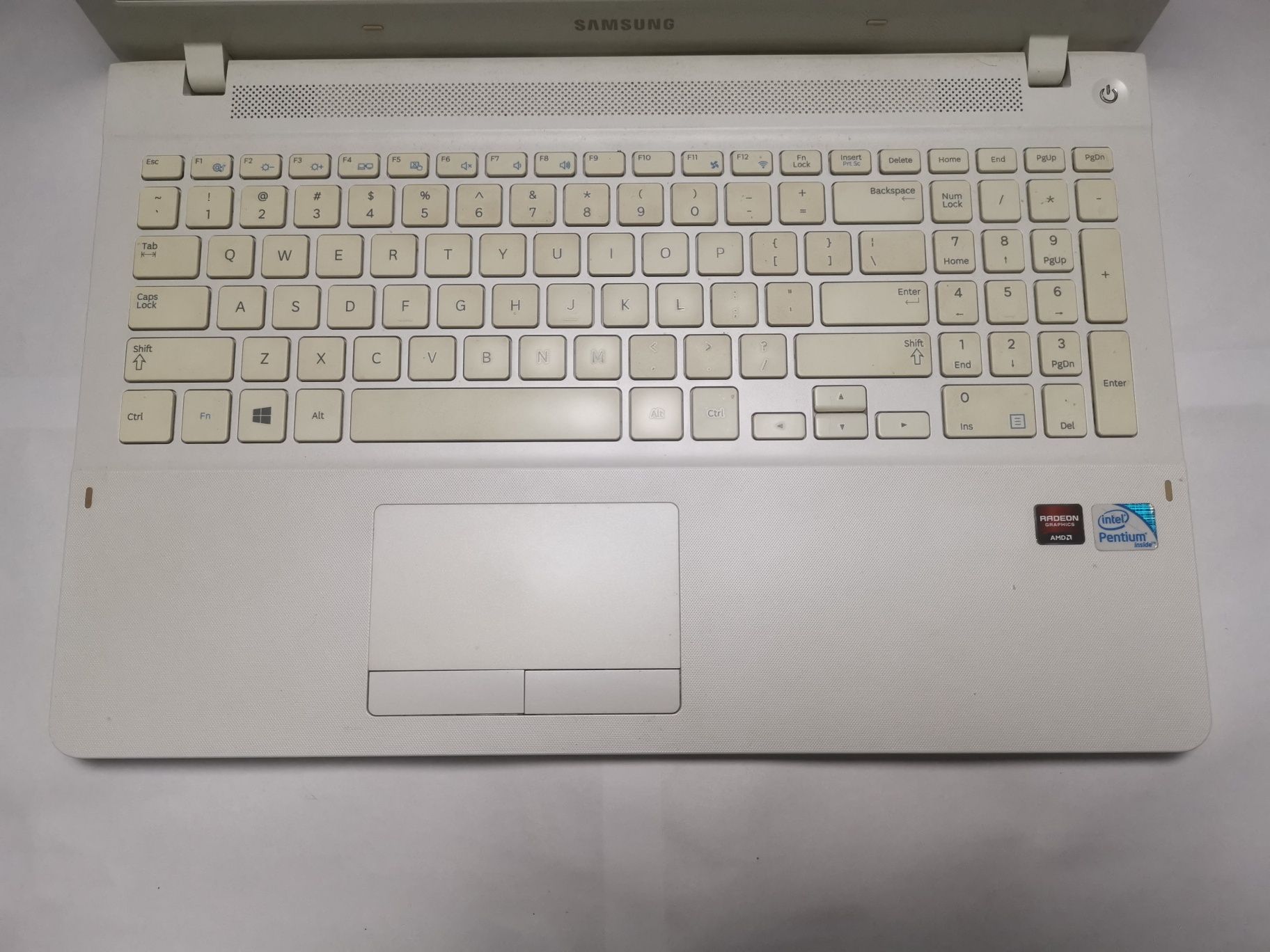 Laptop Samsung 370R5E 8 GB Ram 480 GB SSD