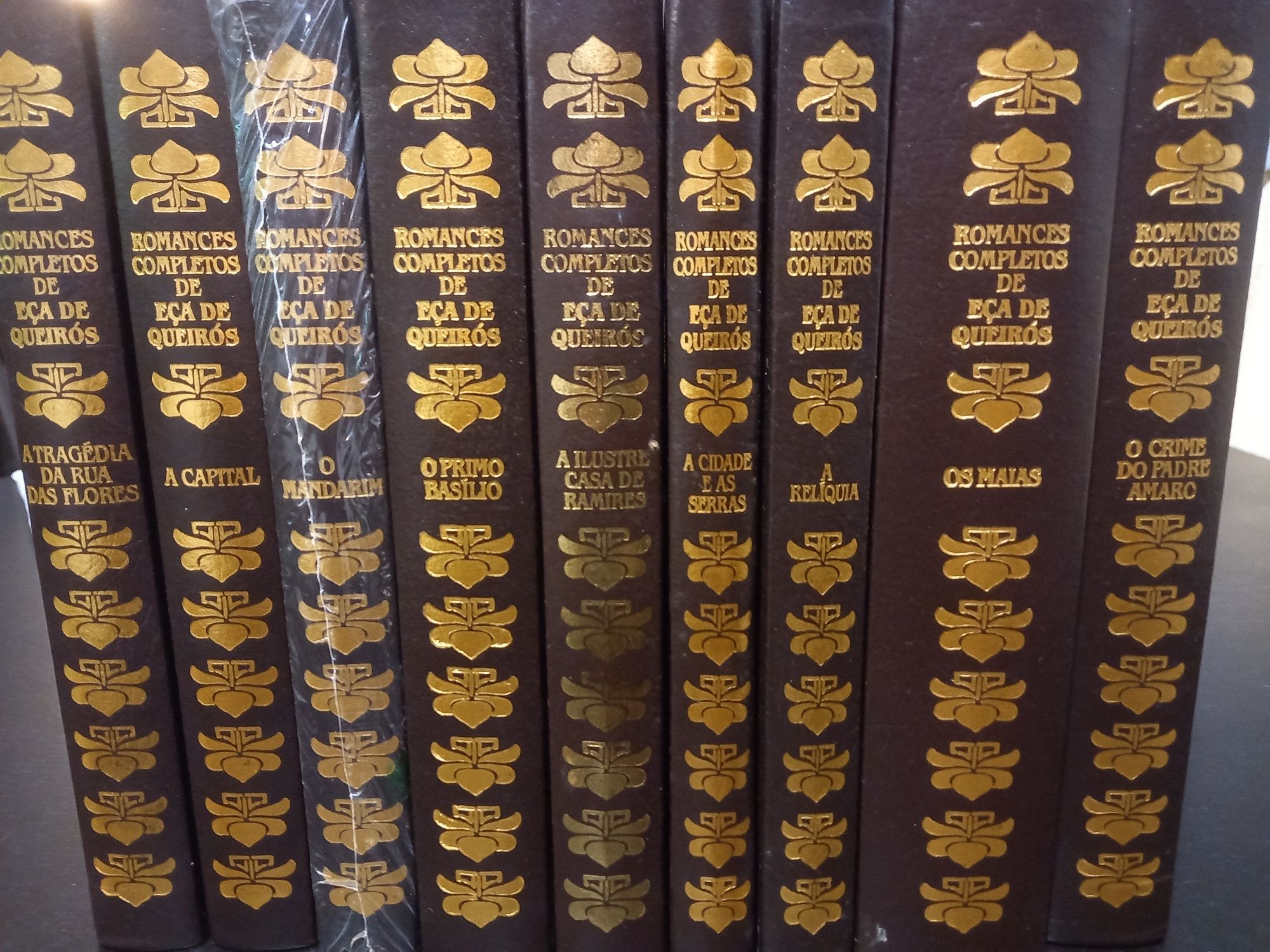 Obra Eça  Queiroz - 8 volumes