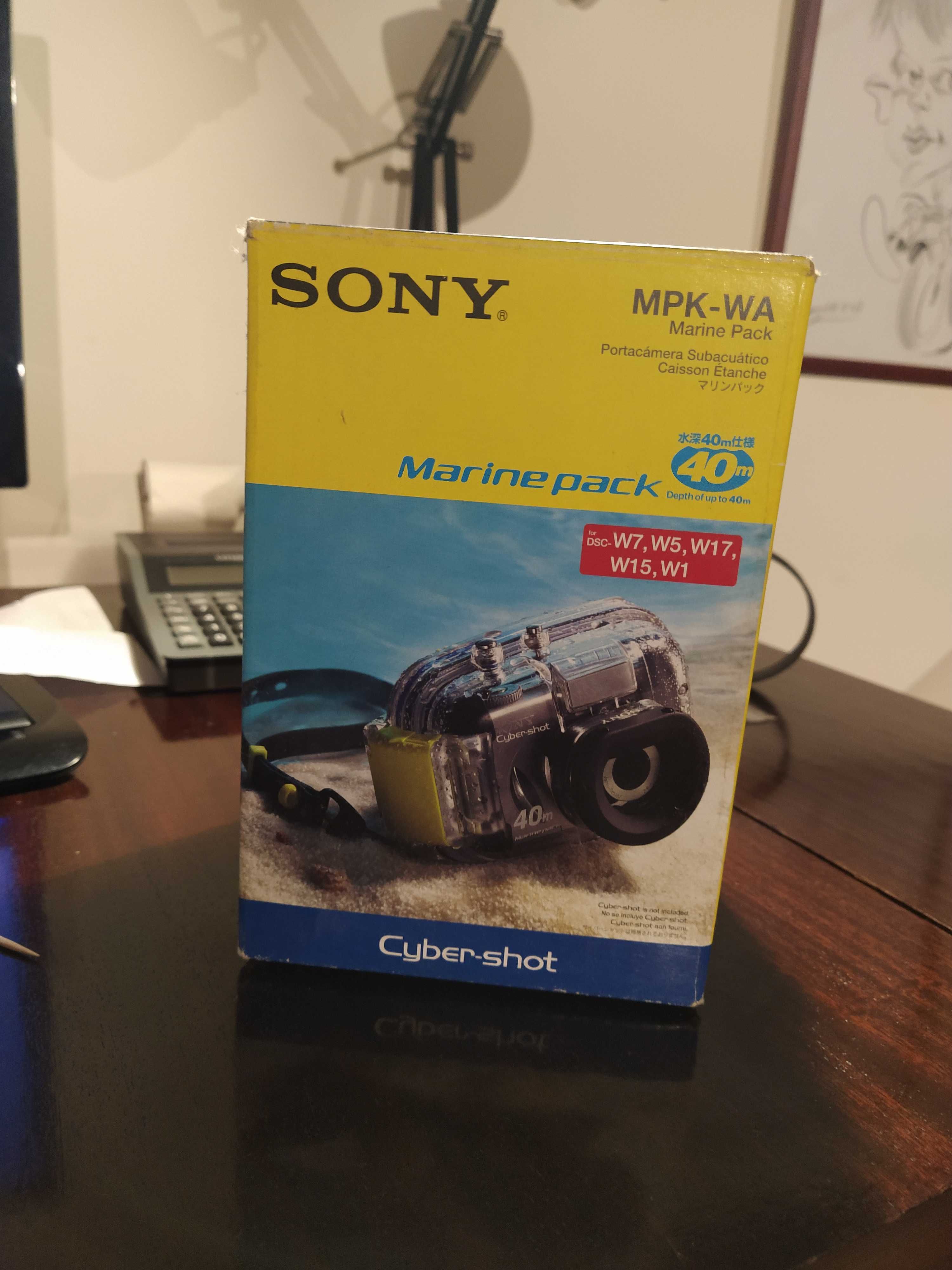 Caixa  estanque para câmara subaquática Sony Ciber-shot
