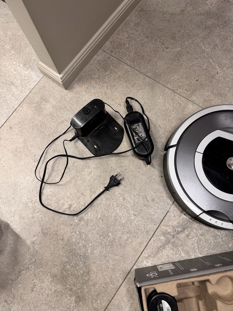 Irobot Roomba 780, odkurzacz samojeżdżący