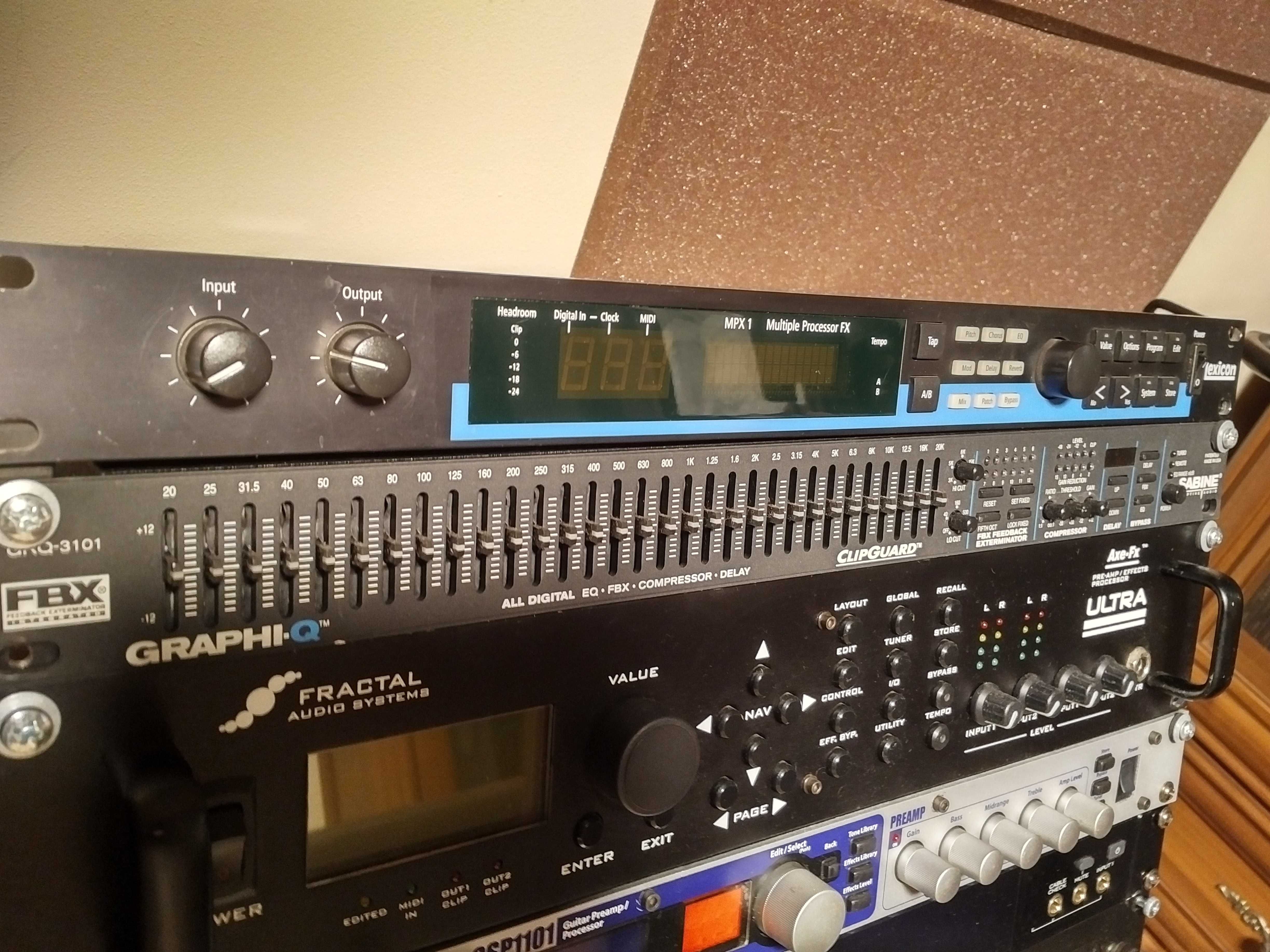 SABINE GRAPHI-Q GRQ-3101 kompresor, eliminator sprzężeń, equalizer