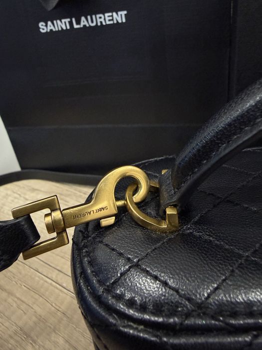 Продам оригінальну сумку saint laurent в ідеальному стані