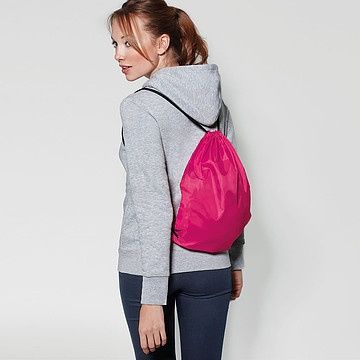 Sacos tipo mochila e sacos de compras personalizados