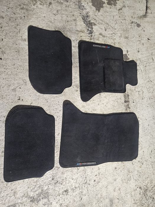 Dywaniki welurowe MPakiet Bmw E90 E91 E92 E46 E36 E87 E60 E61 F20 F21