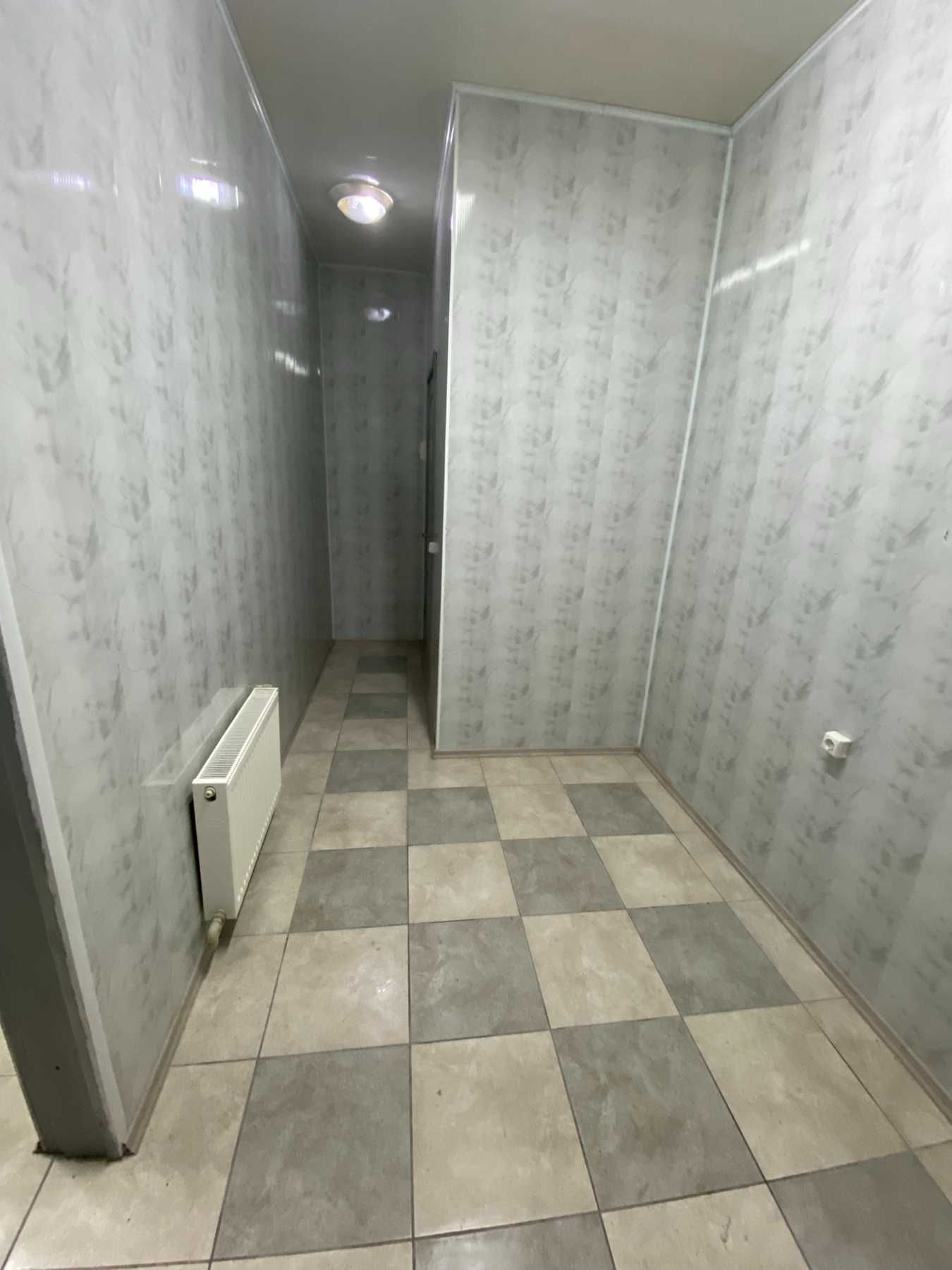 Здам офіс (фасадне приміщення) 30 м2, в районі тихого центру