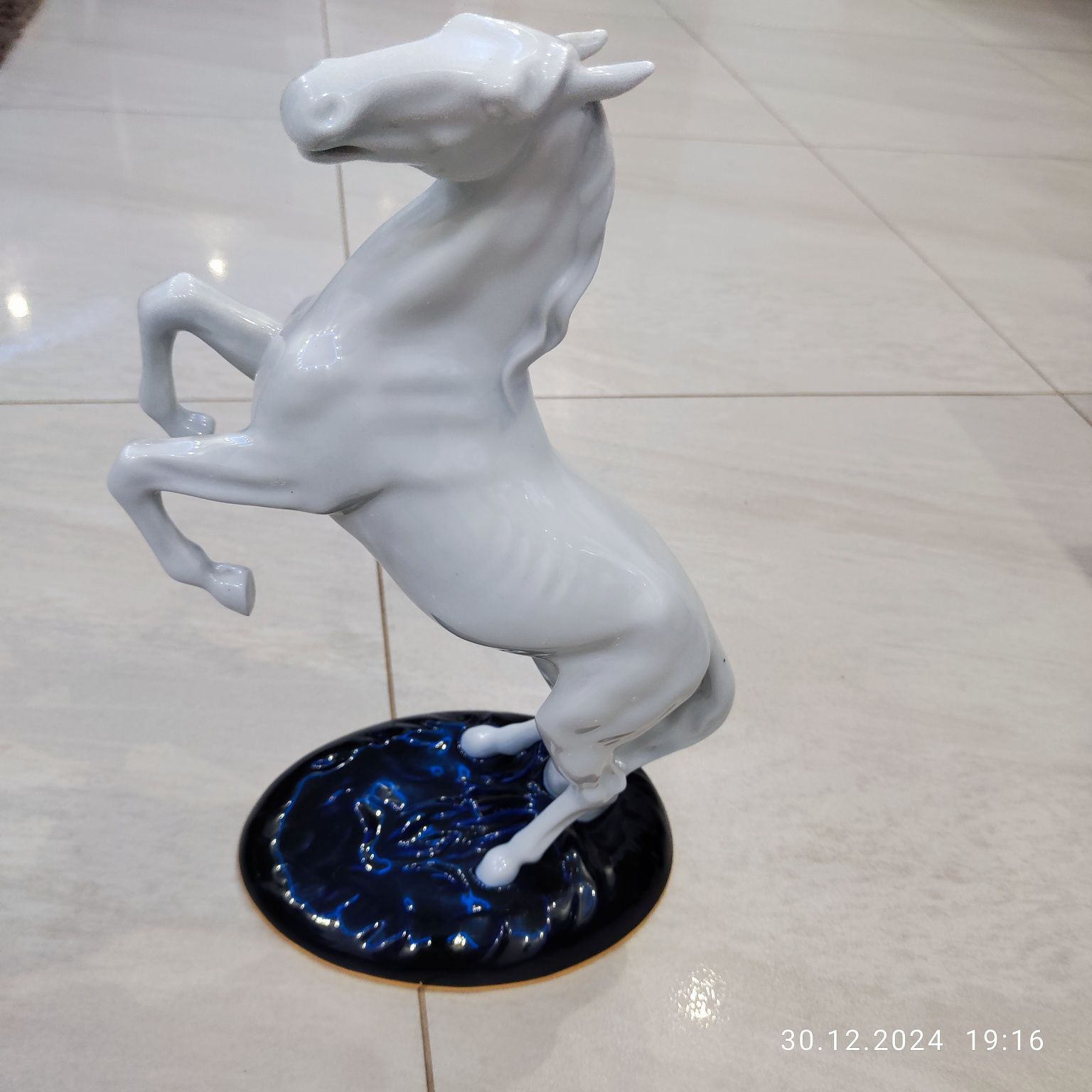 Porcelanowa figurka ROYAL DUX 38cm