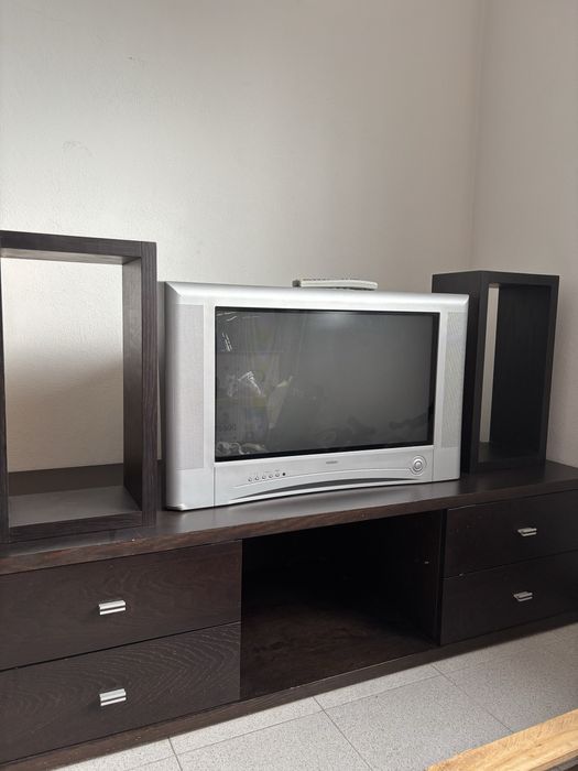 Aparador / TV / Prateleiras