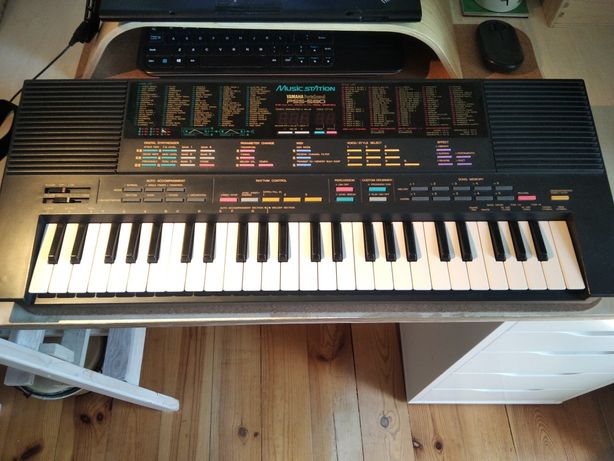 Yamaha PortaSound PSS-580 synteza FM, midi keyboard syntezator