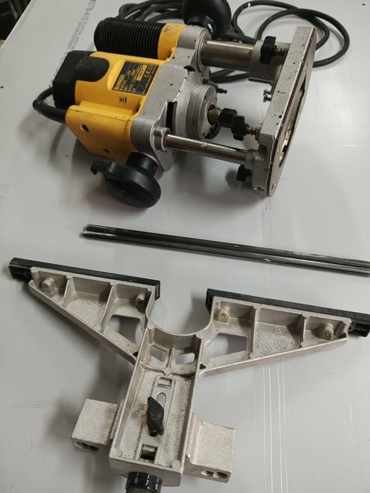 Frezarka DeWalt DW 621