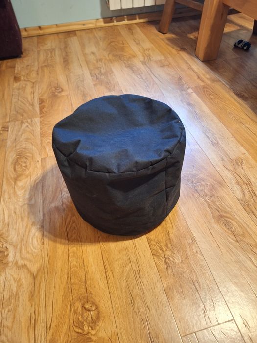 Duże pufy dwie sztuki