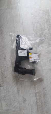 Obudowa Termostatu Audi VW Skoda  04L121026AH