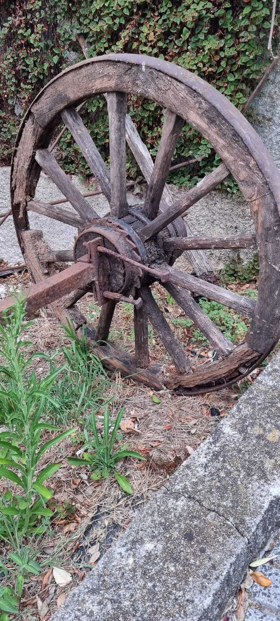 Rodas de carro de bois