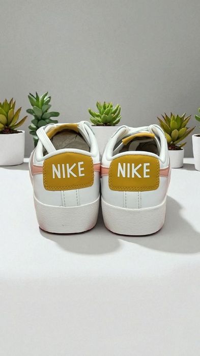 Оригінальні,натуральні,кросівки Nike Blazer Low LE,р.39